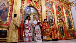Андріївська церква реставрація святиня богослужіння