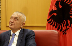 албанія імпічмент президент